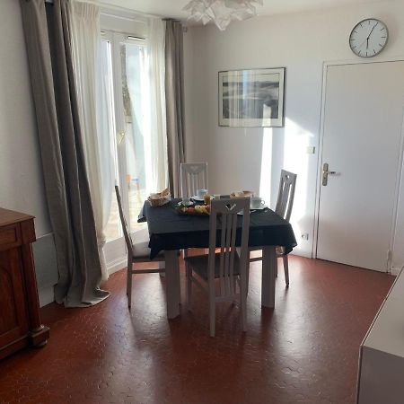 Les Terrasses Des Gardies Bed and Breakfast Pignan Exteriör bild
