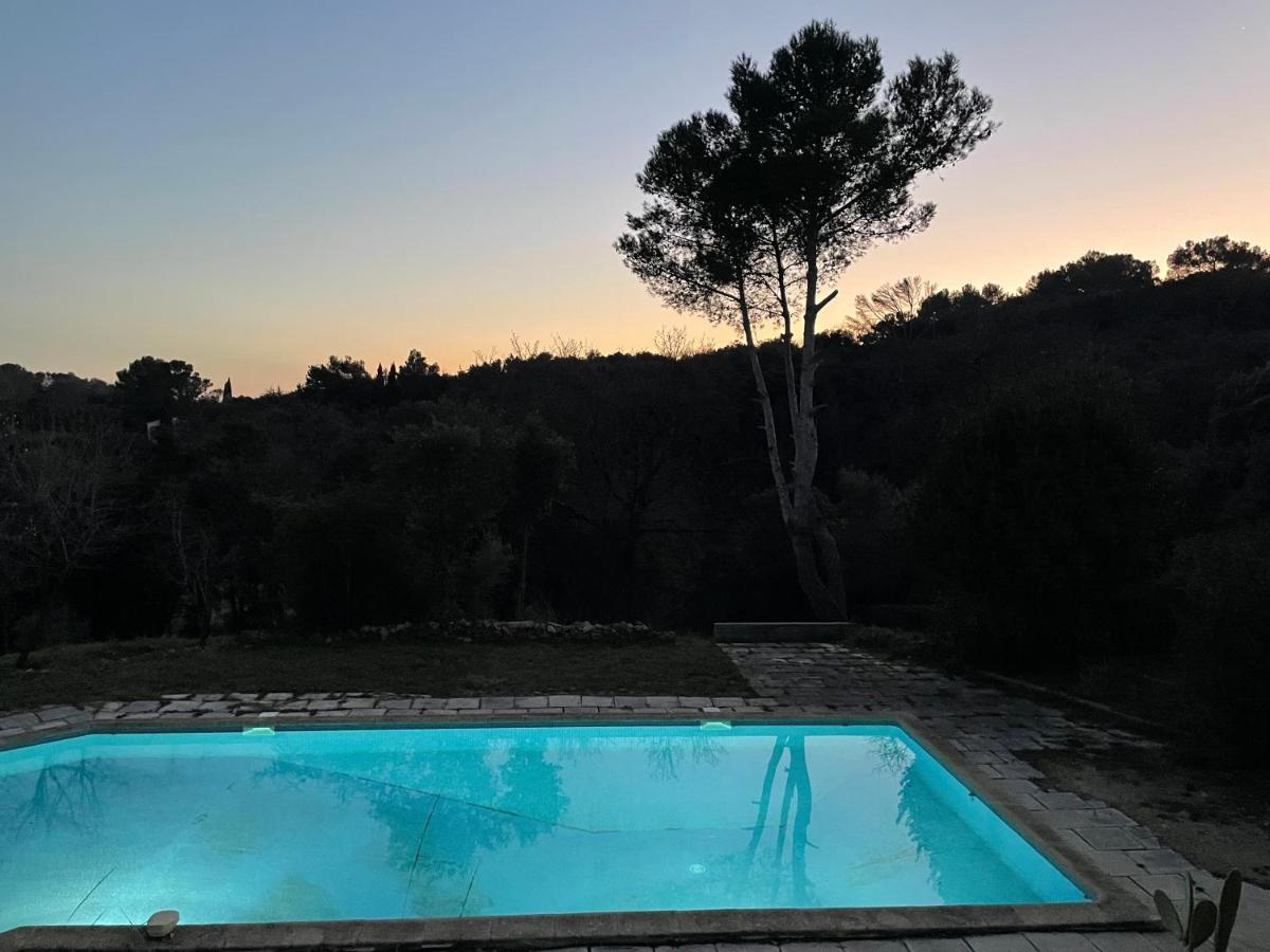Les Terrasses Des Gardies Bed and Breakfast Pignan Exteriör bild