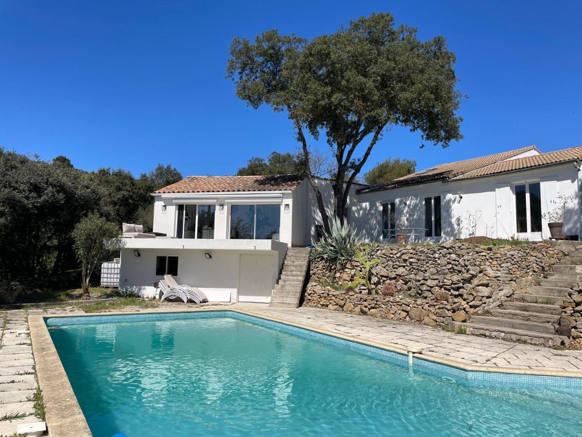 Les Terrasses Des Gardies Bed and Breakfast Pignan Exteriör bild